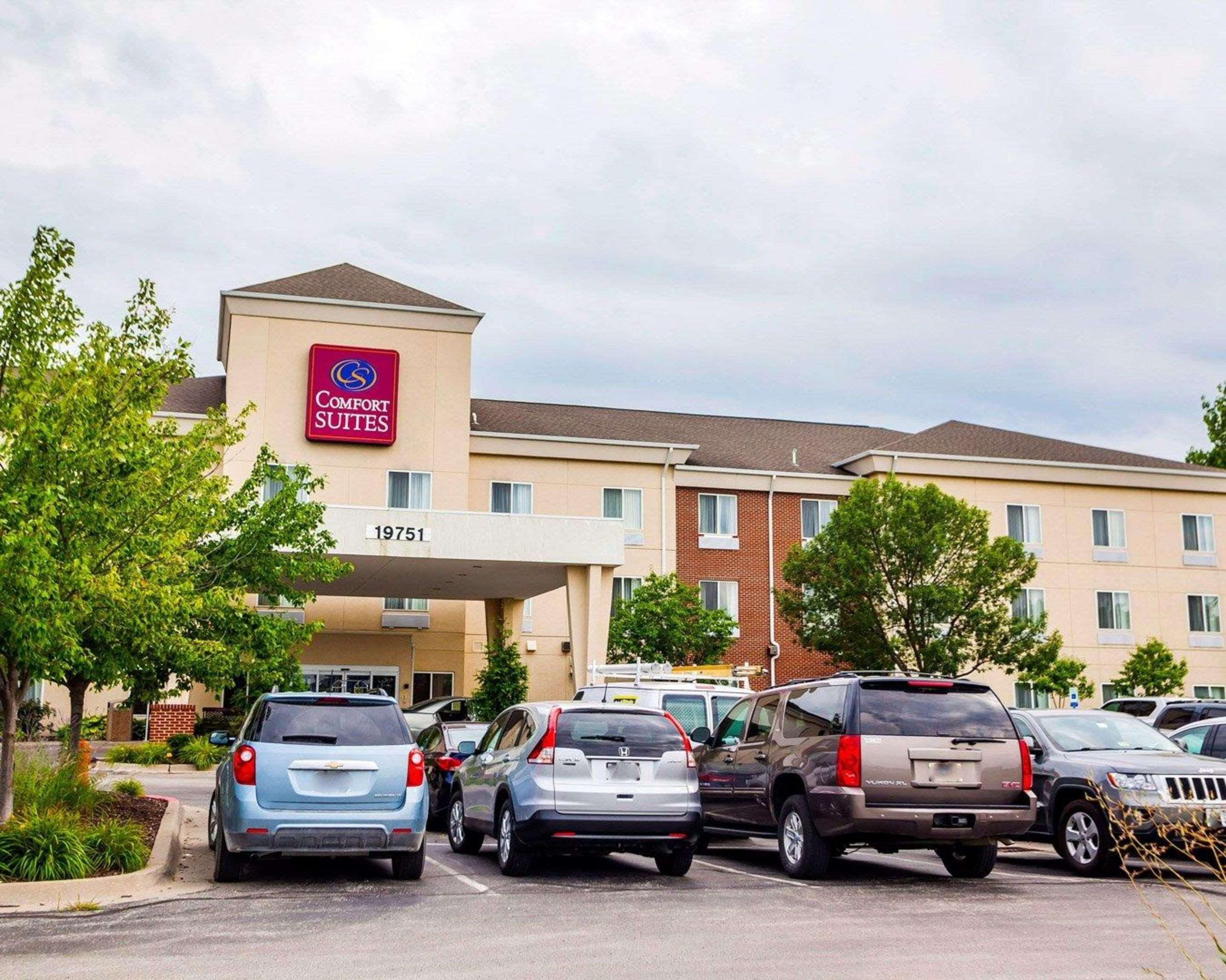 Comfort Suites Independence - Kansas City Exterior photo